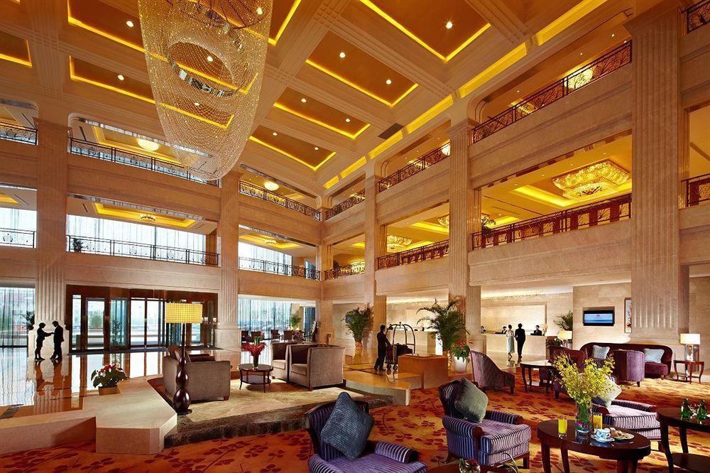 Jurong Yukun New Century Hotel Jiangsu Exterior photo